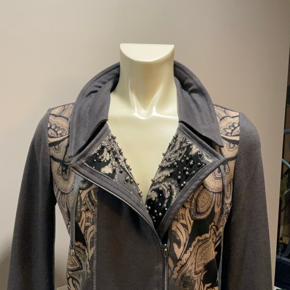 Embellished jacket - Picture 3 of 8
